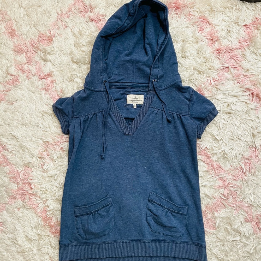 Abercrombie and Fitch pull over hoodie